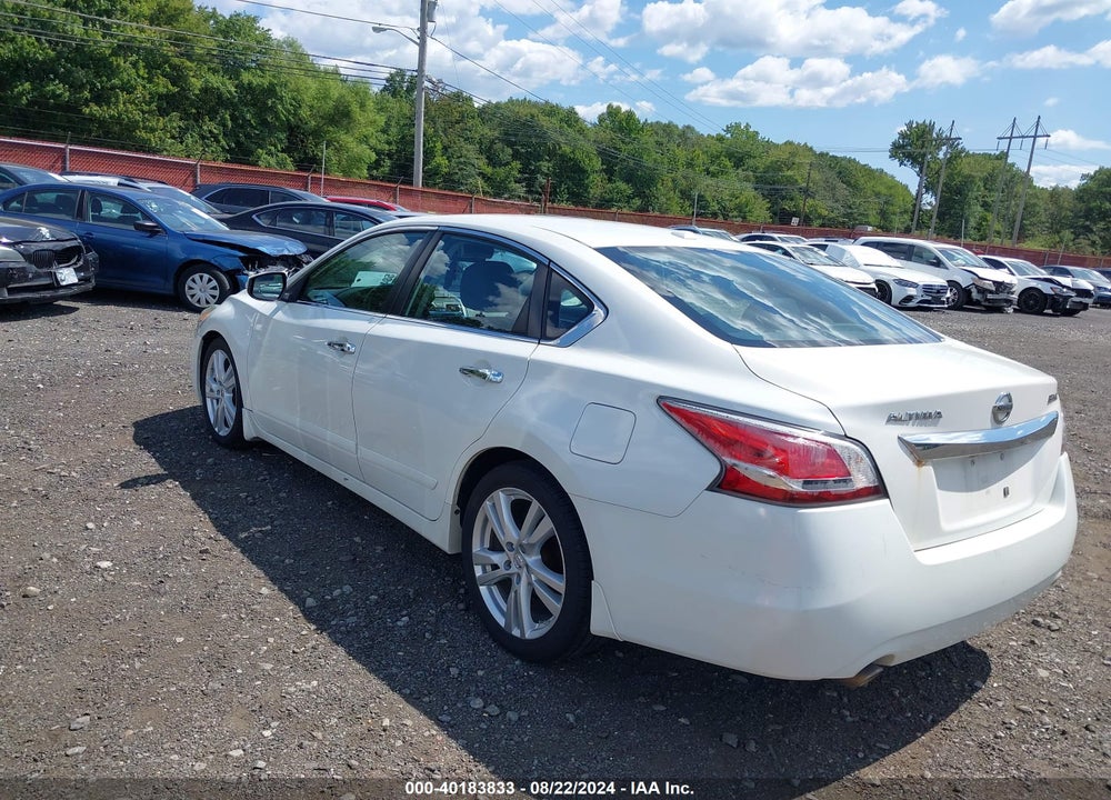 2015 NISSAN ALTIMA 3.5 SL VIN: 1N4BL3AP5FC151605