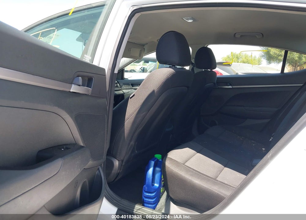 2018 HYUNDAI ELANTRA SE VIN: 5NPD74LFXJH328146