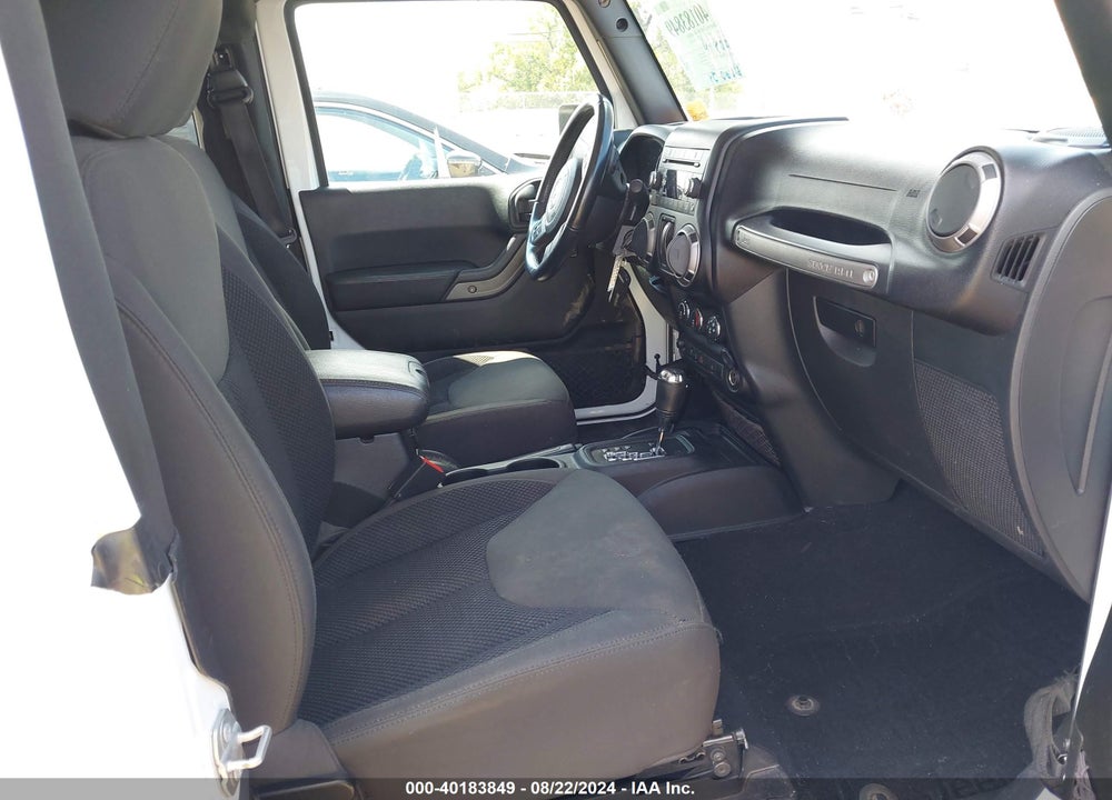 2017 JEEP WRANGLER / VIN: 1C4AJWAG4HL609473
