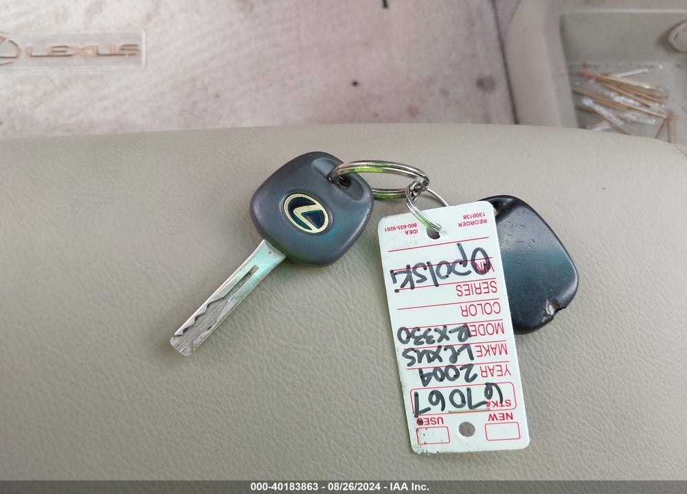 2004 LEXUS RX 330 VIN: 2T2GA31U24C018196