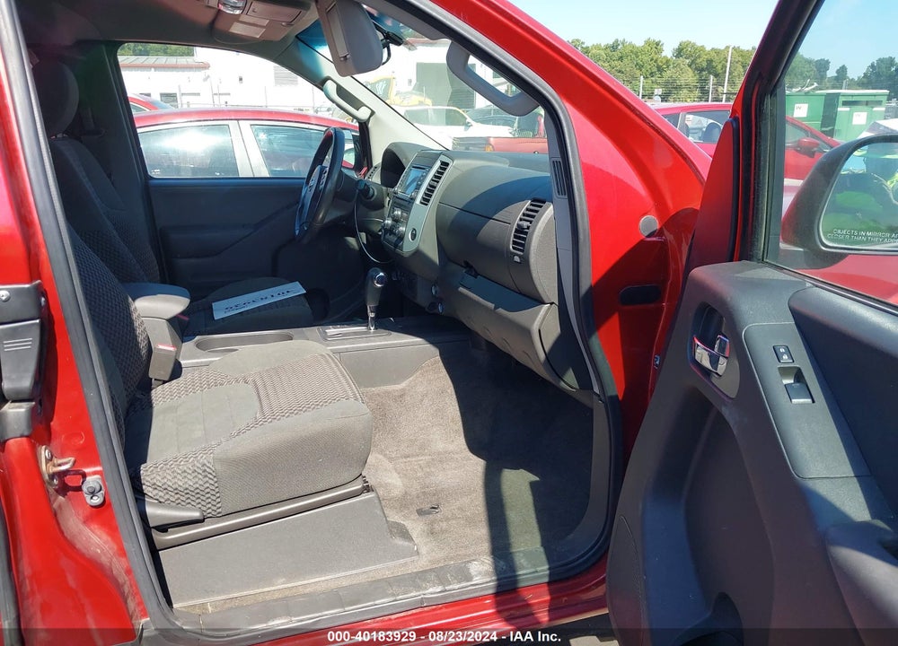 2016 NISSAN FRONTIER PRO-4X/SV VIN: 1N6AD0CW1GN730678