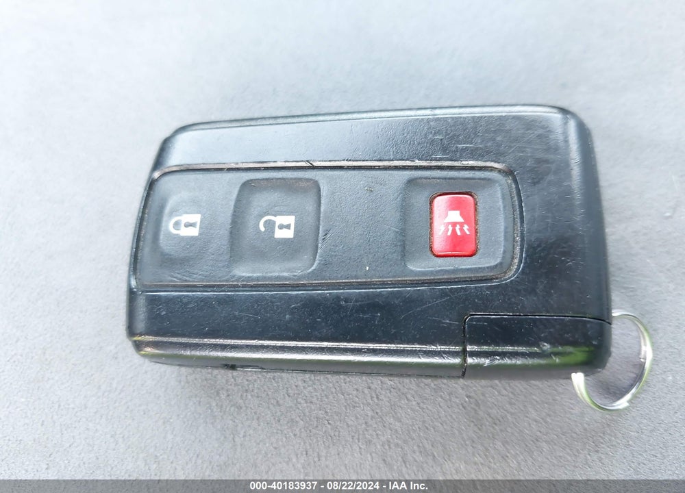 2005 TOYOTA PRIUS VIN: JTDKB20U253104156