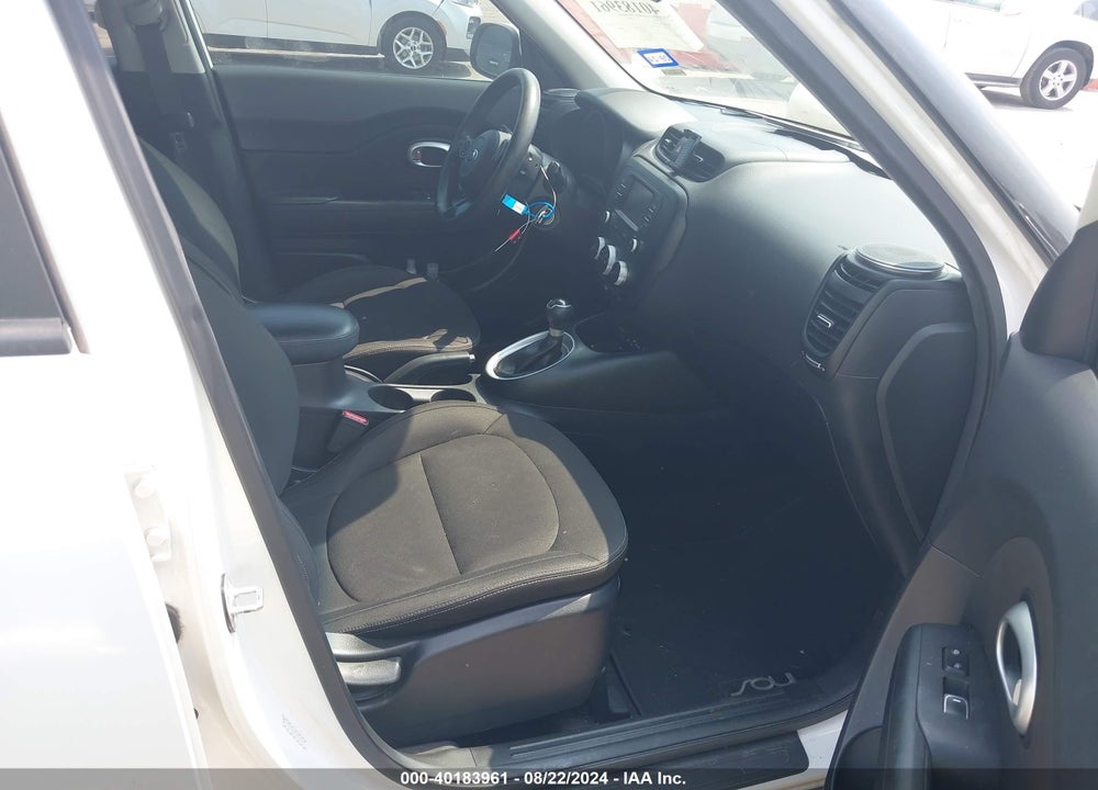 2017 KIA SOUL VIN: KNDJN2A25H7498457