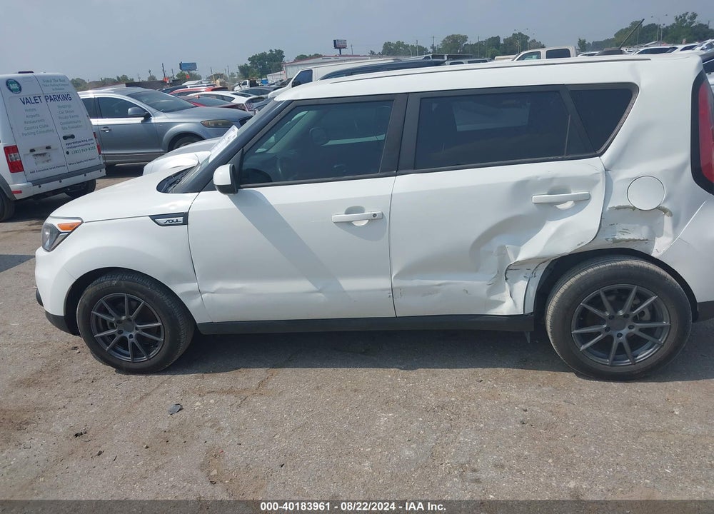2017 KIA SOUL VIN: KNDJN2A25H7498457