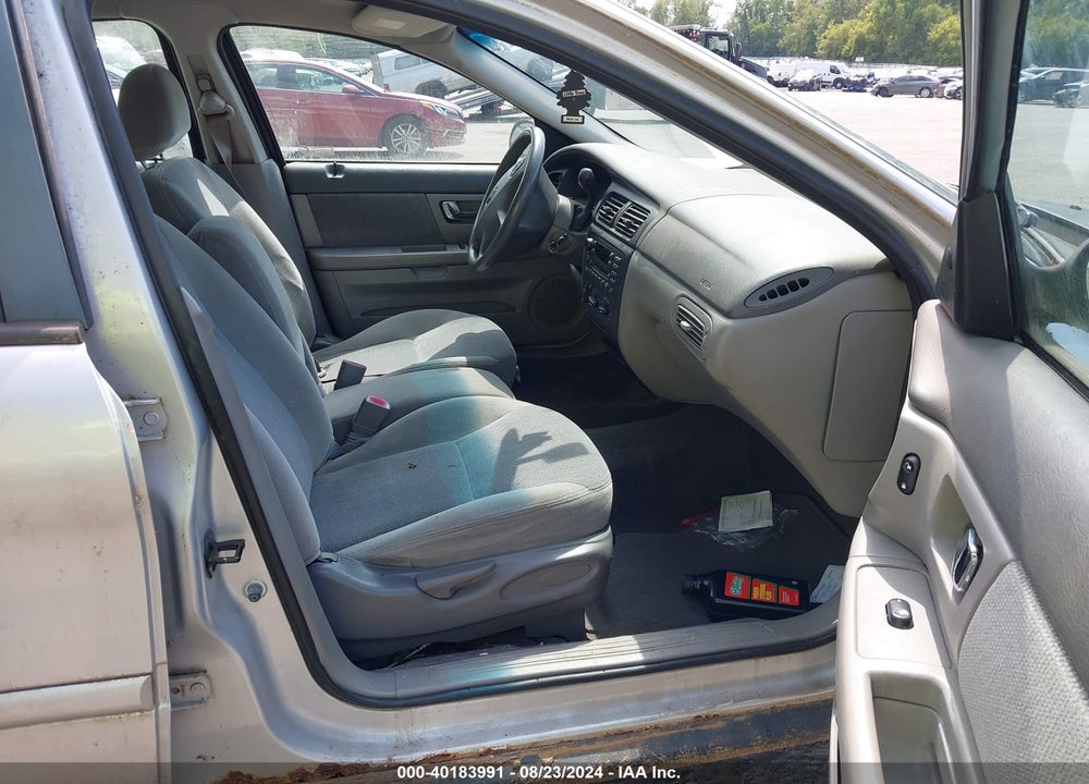2002 FORD TAURUS SES VIN: 1FAFP55292A244519