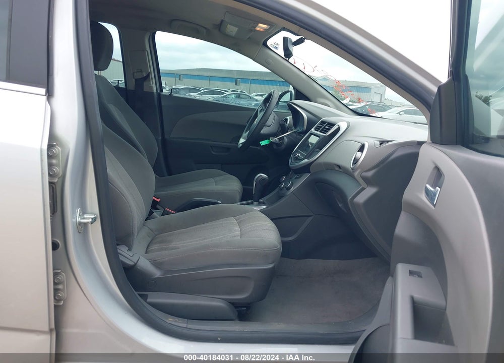 2018 CHEVROLET SONIC LT AUTO VIN: 1G1JD5SH9J4102683