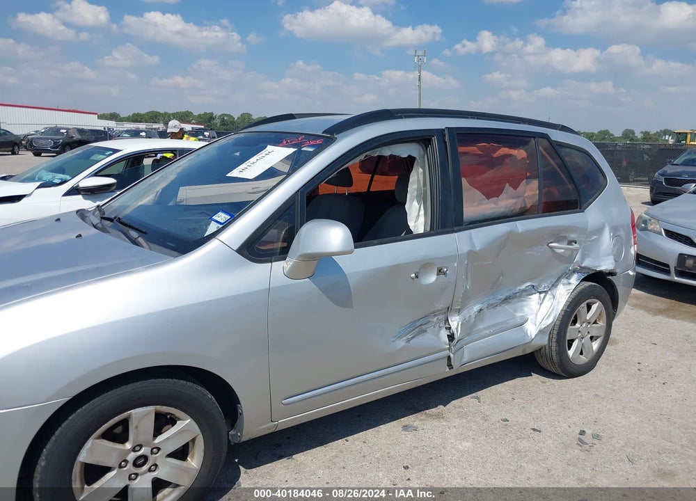 2008 KIA RONDO LX V6 VIN: KNAFG526487126334