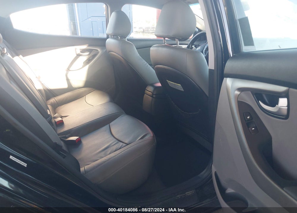 2015 HYUNDAI ELANTRA LIMITED VIN: KMHDH4AE4FU323024