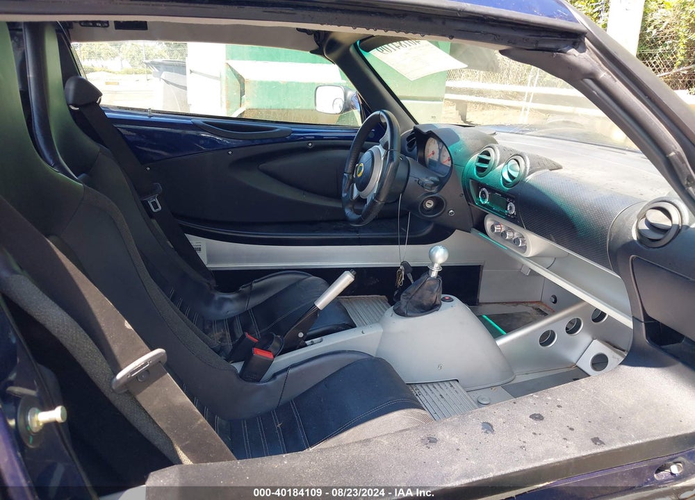2005 LOTUS ELISE VIN: SCCPC11185HL34013