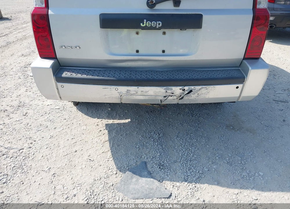 2007 JEEP COMMANDER VIN: 1J8HG48K27C669786