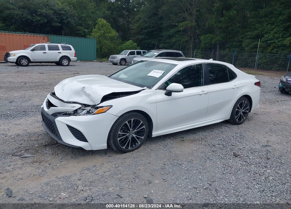 2019 TOYOTA CAMRY SE VIN: 4T1B11HK5KU688375