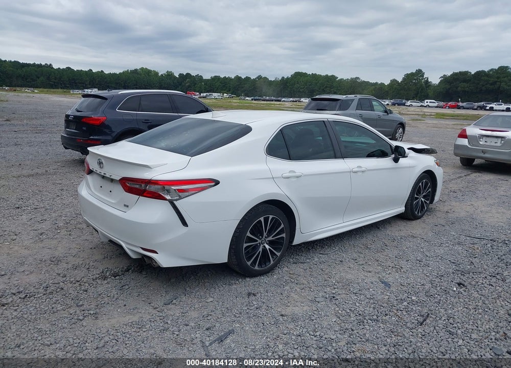 2019 TOYOTA CAMRY SE VIN: 4T1B11HK5KU688375