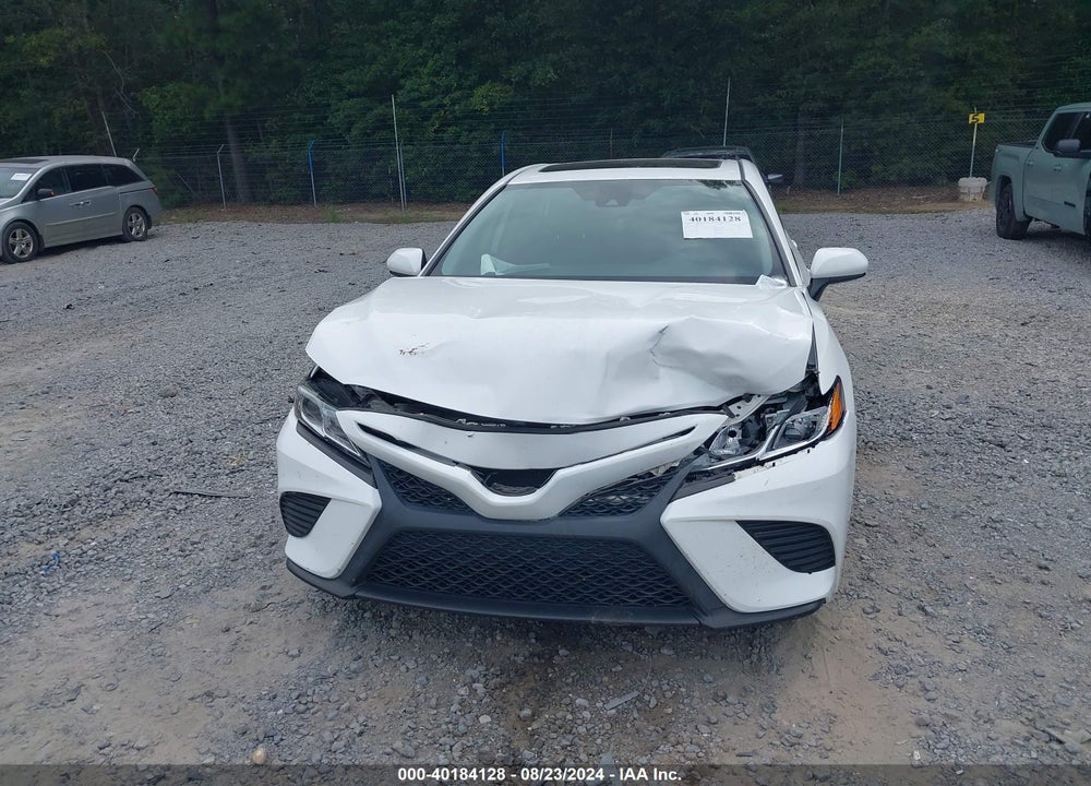 2019 TOYOTA CAMRY SE VIN: 4T1B11HK5KU688375