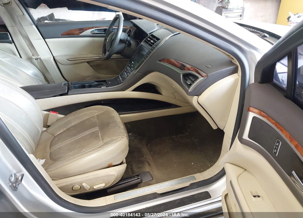 2013 LINCOLN MKZ HYBRID VIN: 3LN6L2LUXDR825430