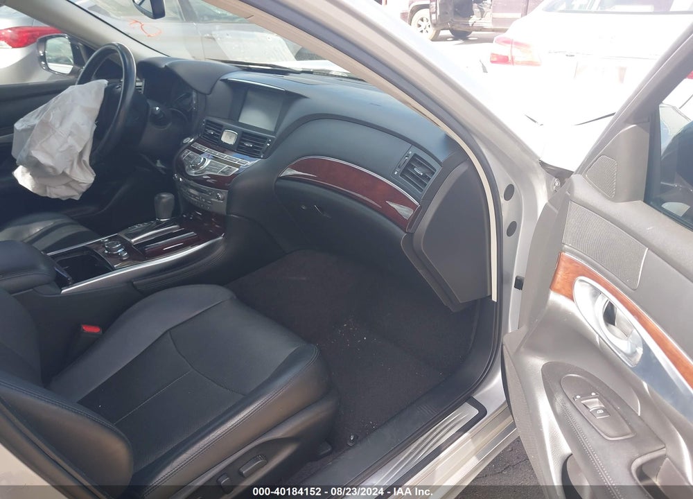 2018 INFINITI Q70 3.7X LUXE VIN: JN1BY1AR6JM220924