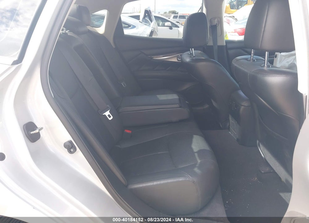2018 INFINITI Q70 3.7X LUXE VIN: JN1BY1AR6JM220924