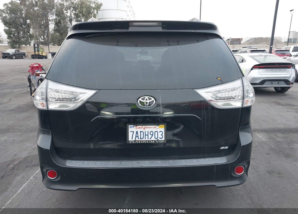 2013 TOYOTA SIENNA SE 8 PASSENGER VIN: 5TDXK3DC0DS352268