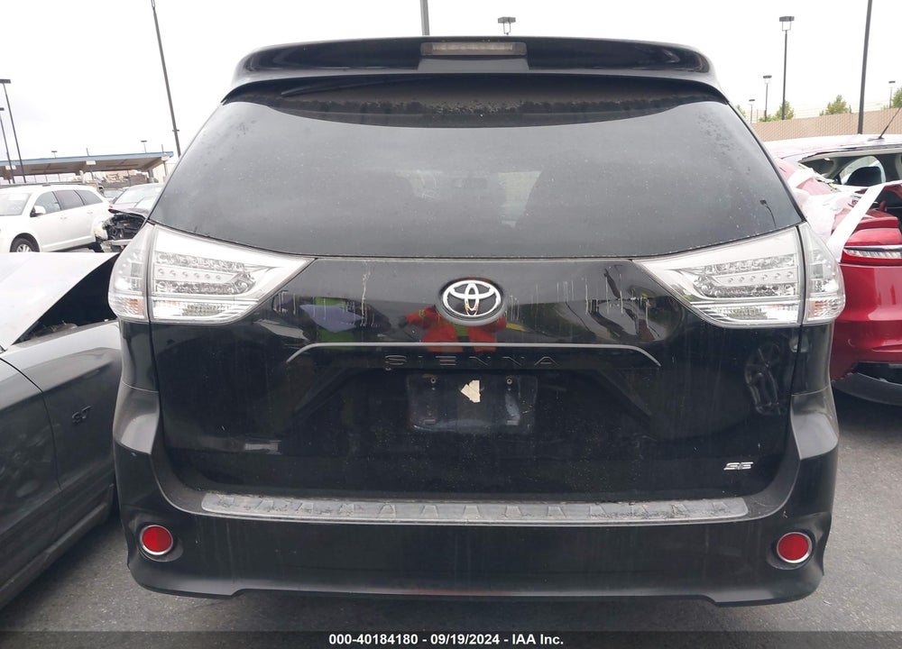 2013 TOYOTA SIENNA SE 8 PASSENGER VIN: 5TDXK3DC0DS352268