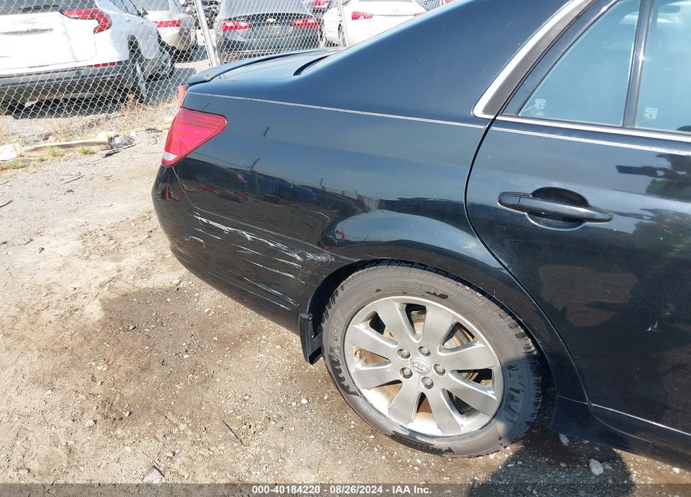 2007 TOYOTA AVALON XLS VIN: 4T1BK36BX7U224159