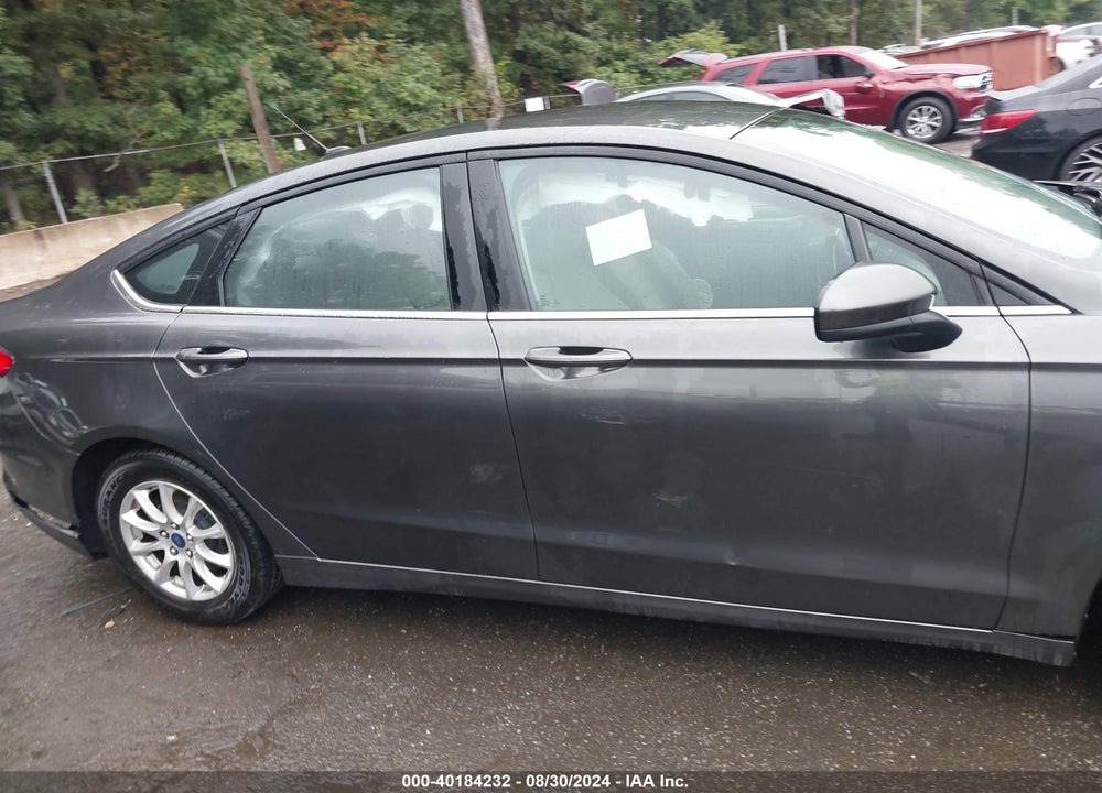 2017 FORD FUSION S VIN: 3FA6P0G76HR138250