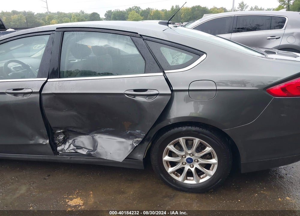 2017 FORD FUSION S VIN: 3FA6P0G76HR138250
