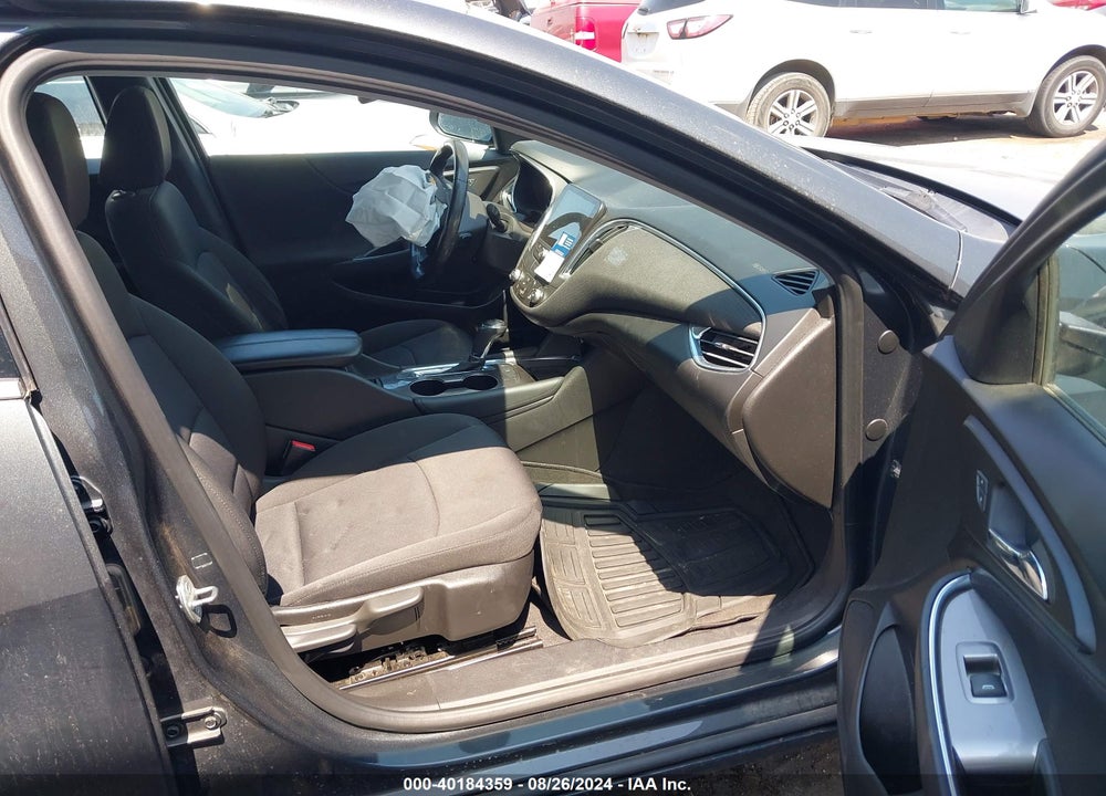 2018 CHEVROLET MALIBU LT VIN: 1G1ZD5ST0JF192804