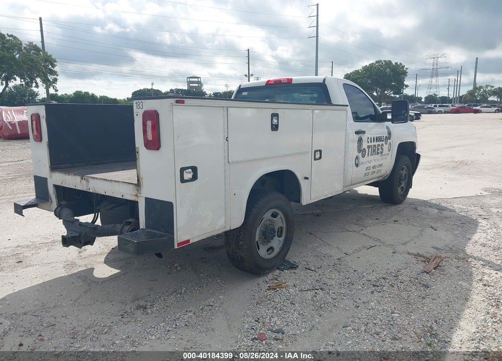 2015 CHEVROLET SILVERADO 2500HD WT VIN: 1GC0CUEG4FZ125155