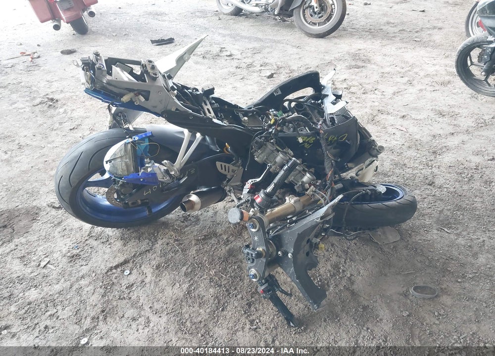 2006 SUZUKI GSX-R600 K6 VIN: JS1GN7DA762110787