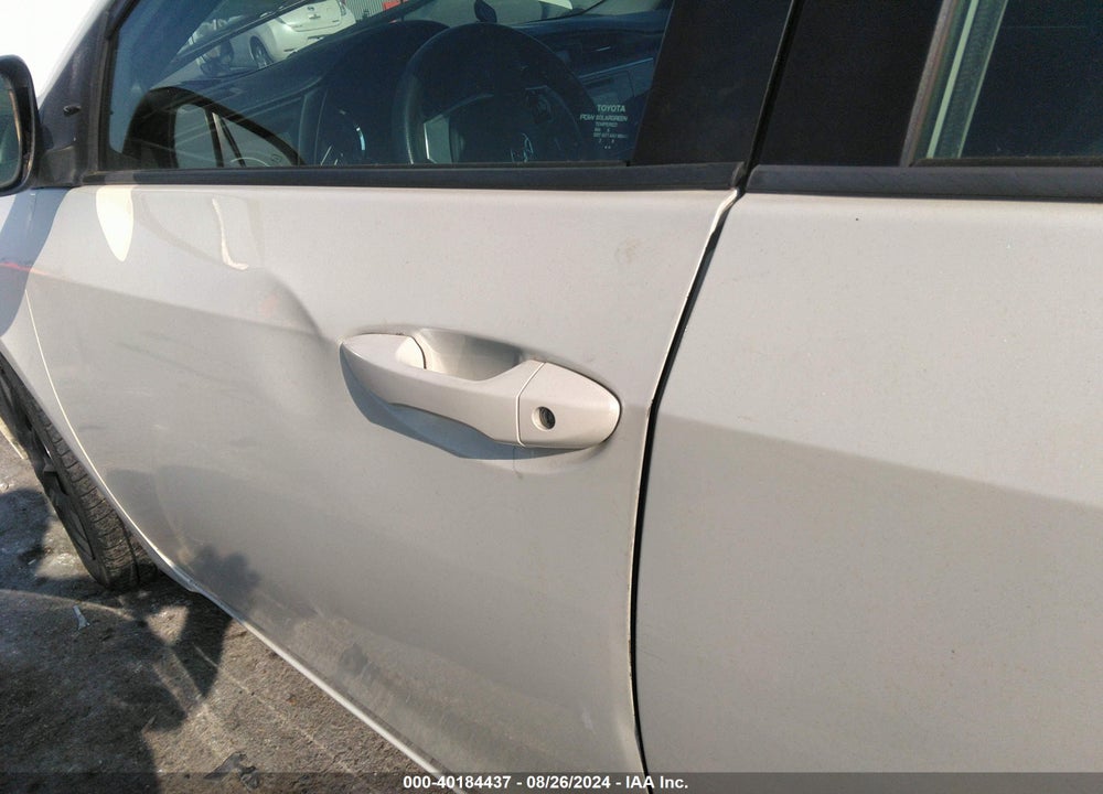 2017 TOYOTA COROLLA LE VIN: 5YFBURHEXHP631003