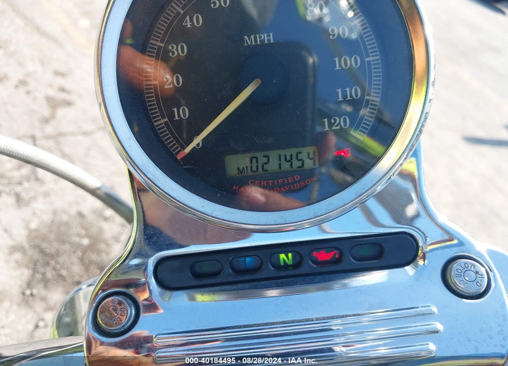 2005 HARLEY-DAVIDSON FXDCI VIN: 1HD1GVW185K328094