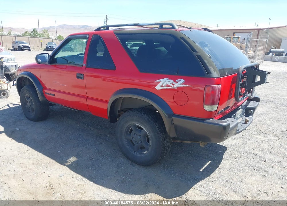 1999 CHEVROLET BLAZER LS VIN: 1GNCT18W2XK180705