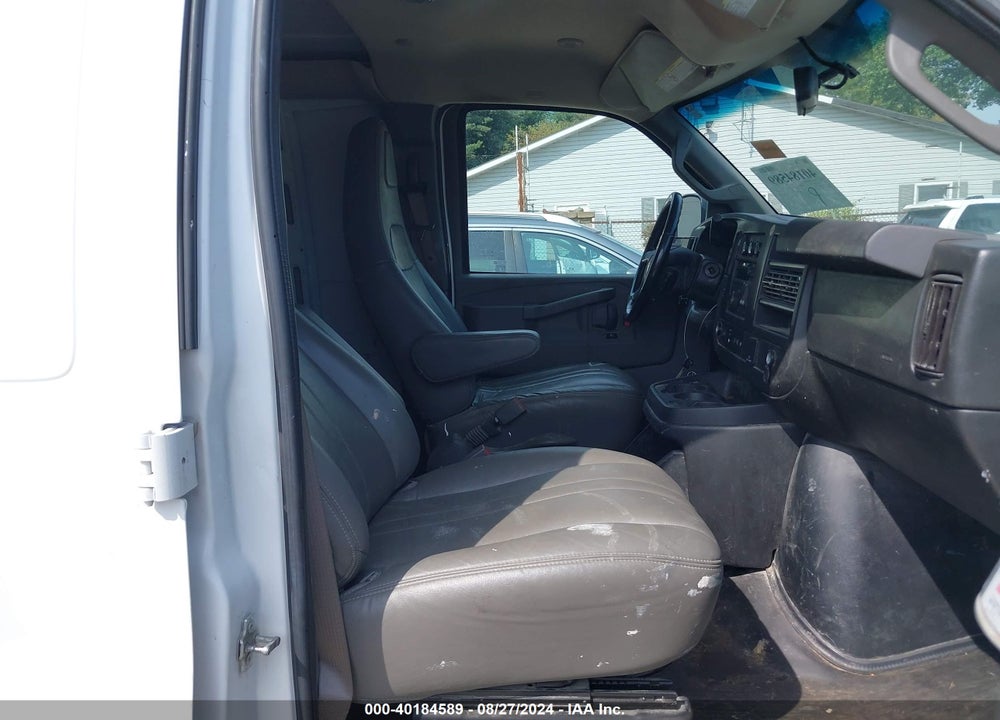 2021 CHEVROLET EXPRESS CARGO RWD 2500 EXTENDED WHEELBASE WT VIN: 1GCWGBFP4M1210011