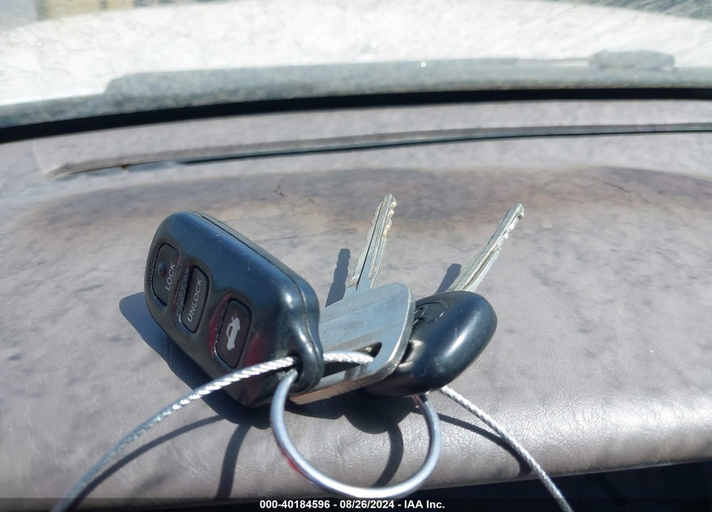 1999 TOYOTA AVALON XLS VIN: 4T1BF18B6XU343655