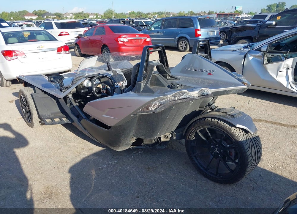 2016 POLARIS SLINGSHOT SL VIN: 57XAAPFA2G7114892