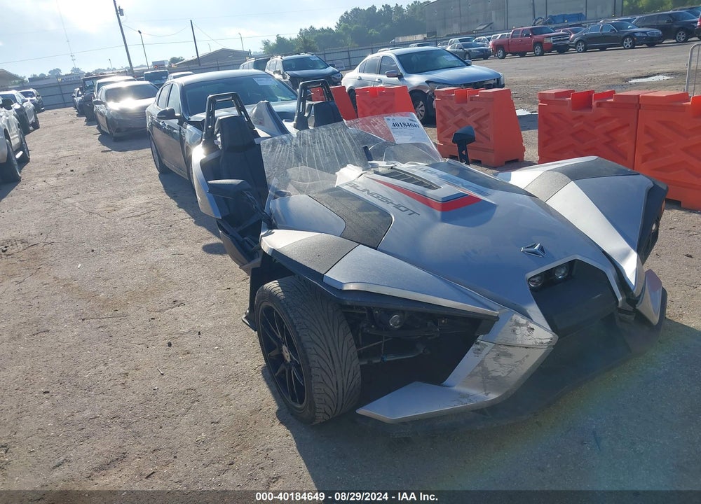 2016 POLARIS SLINGSHOT SL VIN: 57XAAPFA2G7114892