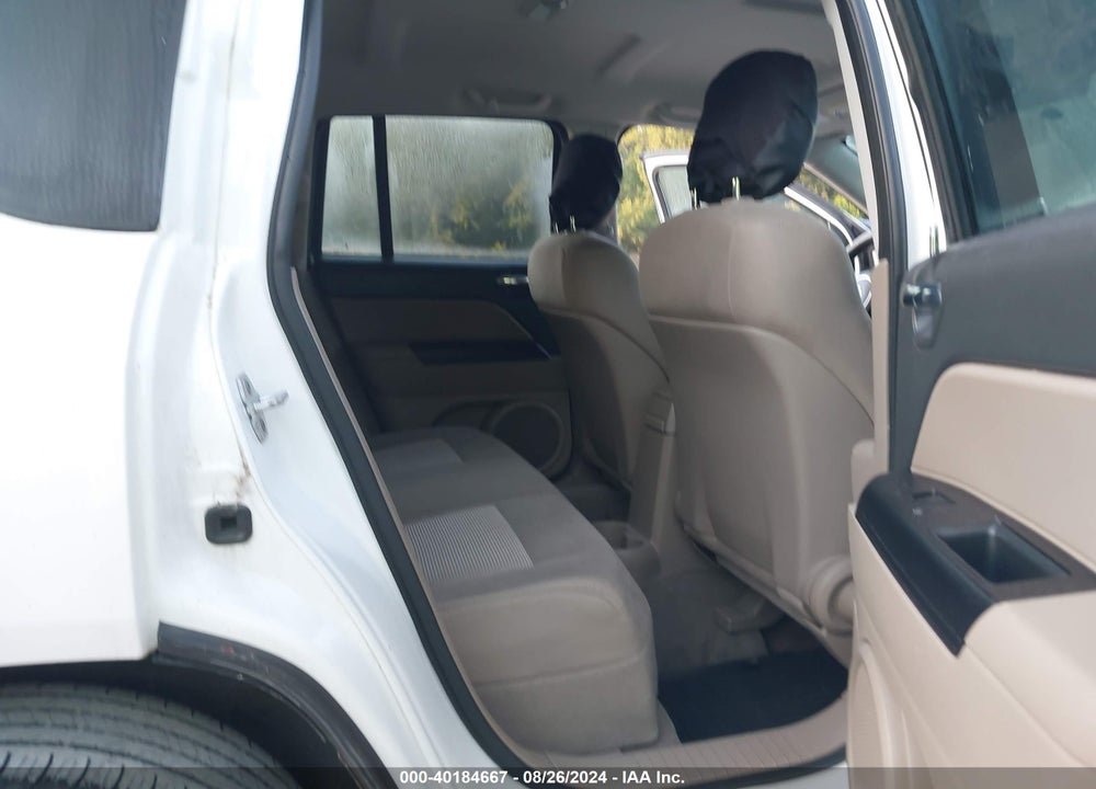 2011 JEEP COMPASS VIN: 1J4NF1FB8BD279268
