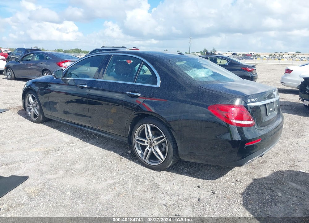 2018 MERCEDES-BENZ E 300 VIN: WDDZF4JB1JA382828
