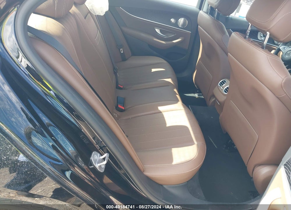2018 MERCEDES-BENZ E 300 VIN: WDDZF4JB1JA382828