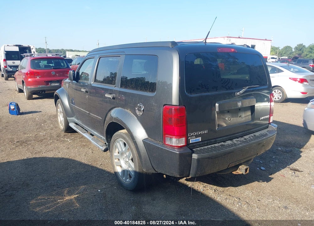 2011 DODGE NITRO HEAT VIN: 1D4PT4GX4BW500598