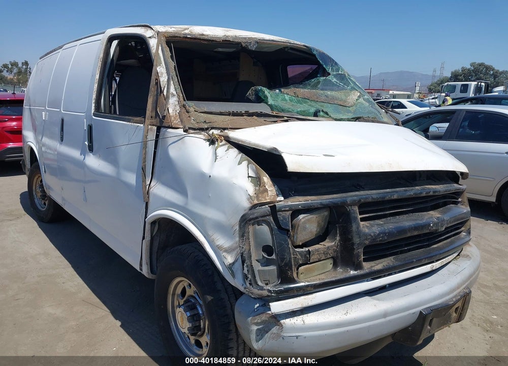 2002 CHEVROLET EXPRESS VIN: 1GCGG25R921179083