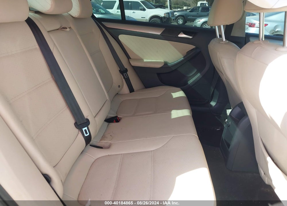 2017 VOLKSWAGEN JETTA 1.4T SE VIN: 3VWDB7AJ7HM237506