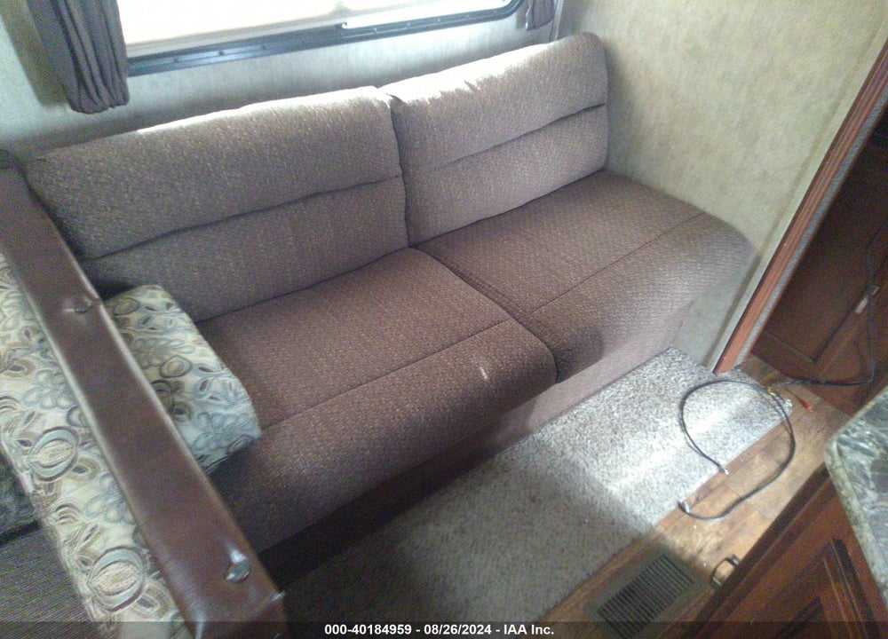 2015 KEYSTONE PASSPORT ULTRA LITE TRAVEL TRAILER VIN: 4YDT32926FT415557