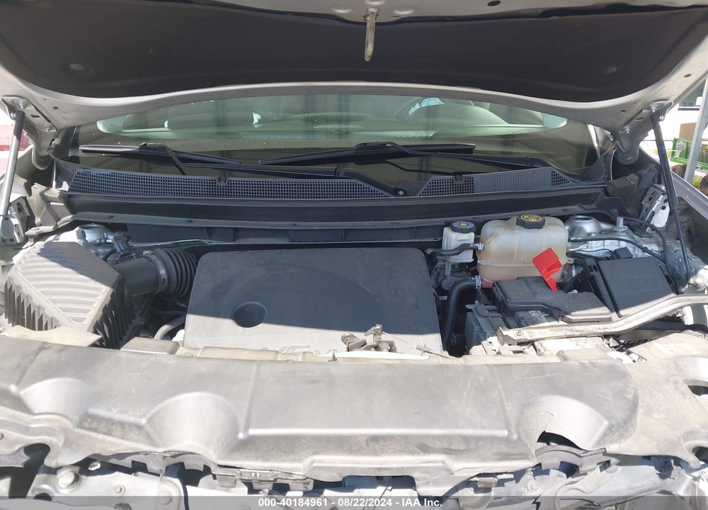 2020 CHEVROLET TRAVERSE FWD LS VIN: 1GNERFKW1LJ275527