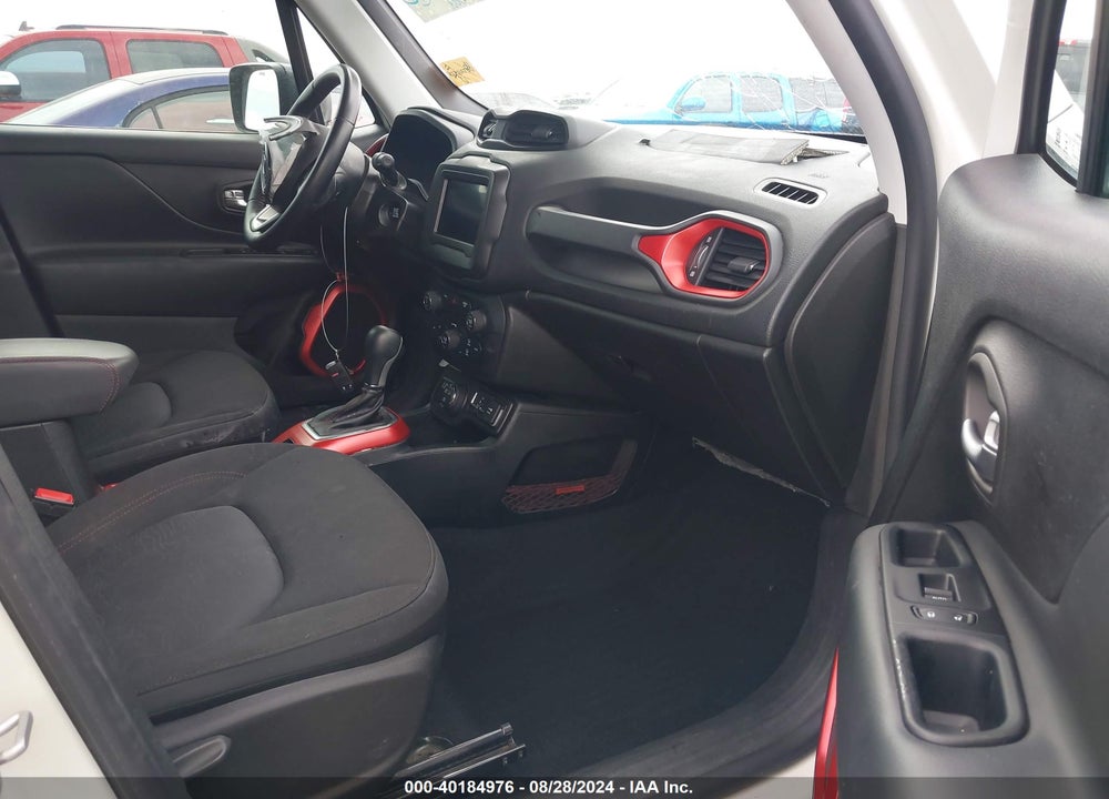2019 JEEP RENEGADE TRAILHAWK 4X4 VIN: ZACNJBC10KPK39335