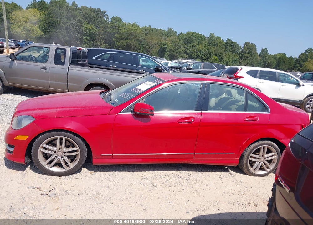2013 MERCEDES-BENZ C 300 LUXURY 4MATIC/SPORT 4MATIC VIN: WDDGF8AB1DR262645