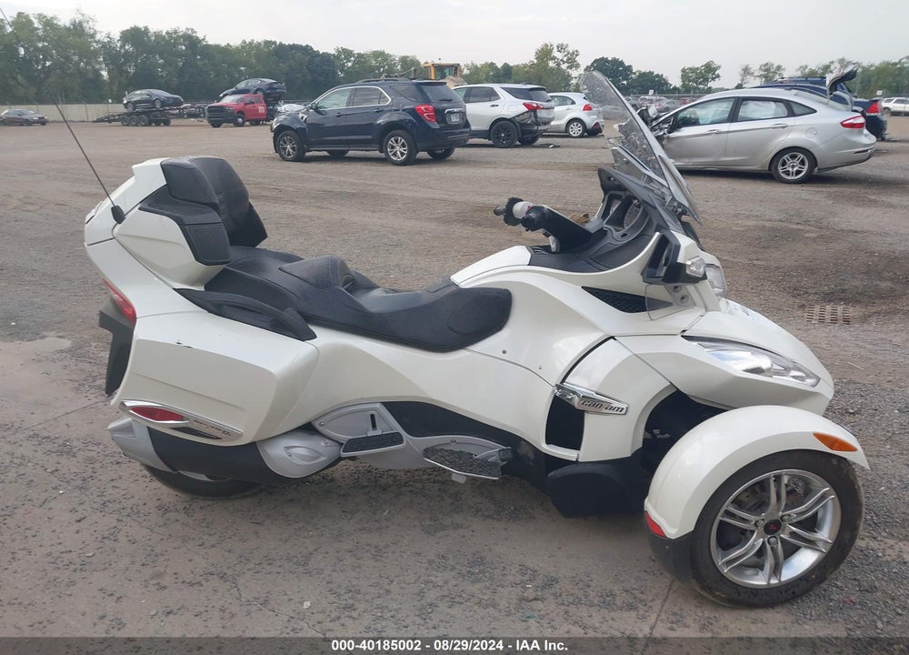2011 CAN-AM SPYDER ROADSTER RT-LTD VIN: 2BXJBDC12BV001452