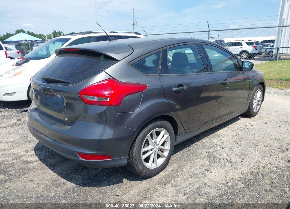 2015 FORD FOCUS SE VIN: 1FADP3K27FL311144