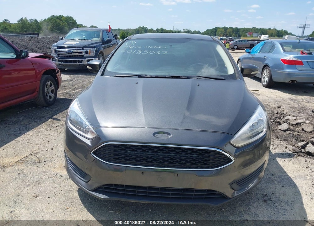 2015 FORD FOCUS SE VIN: 1FADP3K27FL311144