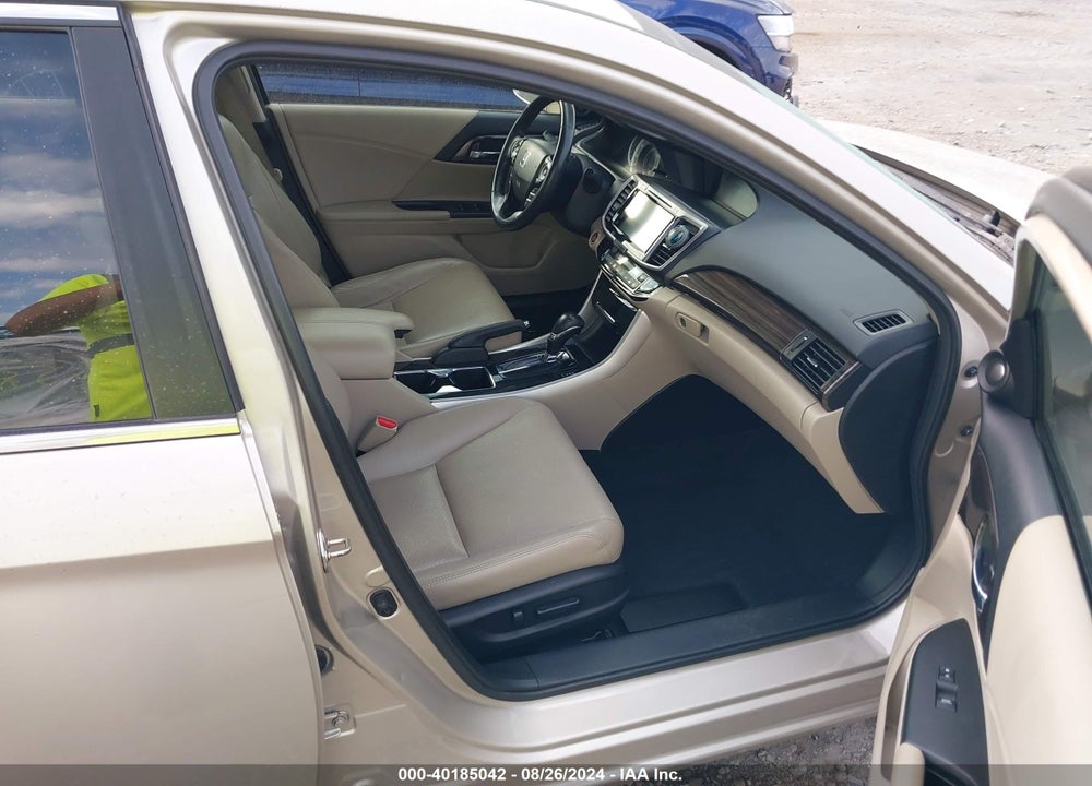 2016 HONDA ACCORD EX-L VIN: 1HGCR2F94GA085838
