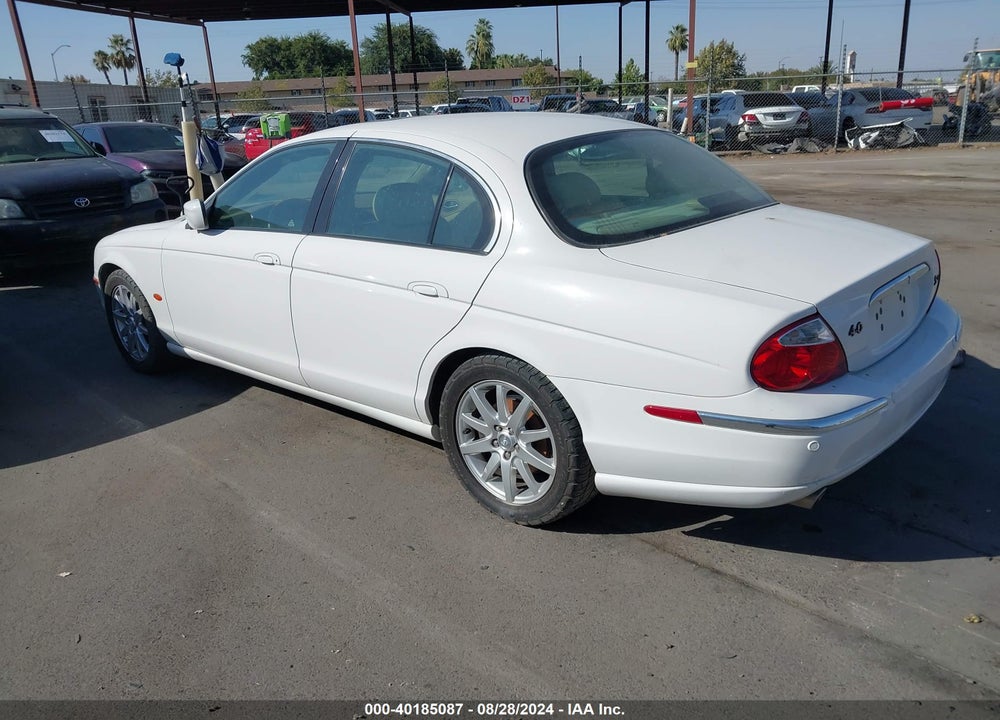 2001 JAGUAR S-TYPE 4.0L V8 VIN: SAJDA01P71GM04790